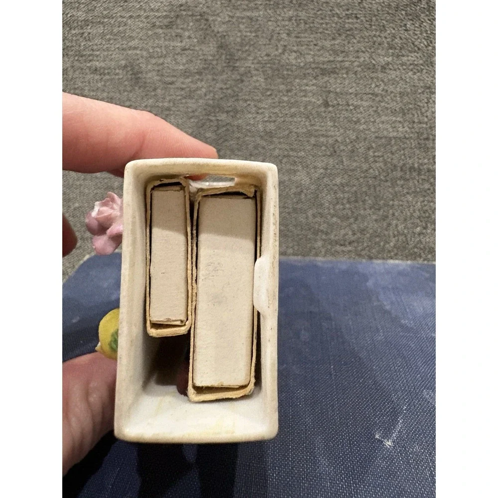 Vintage Porcelain Match Box Holder With Applied Flowers And‎ Matches